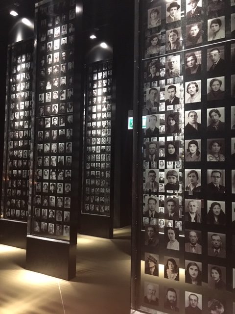 Viaggio a Danzica nella storia - I viaggi di Bibi - Il museo della Seconda Guerra mondiale