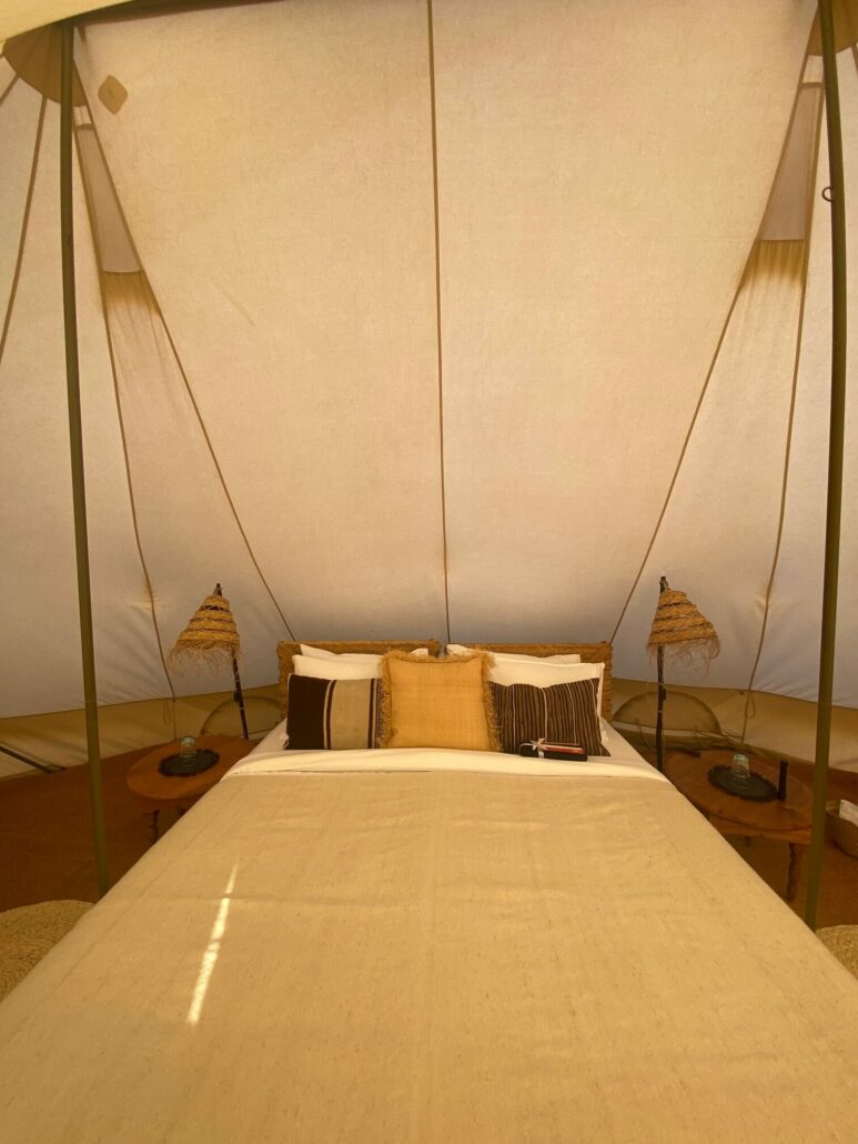 Il letto nella tenda del Magic Camps