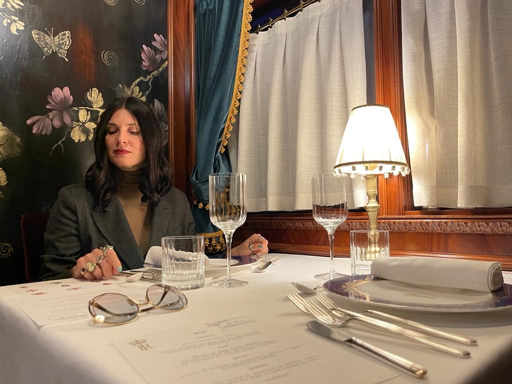 Carrozza ristorante del treno reale a Palazzo di Varignana - I viaggi di Bibi