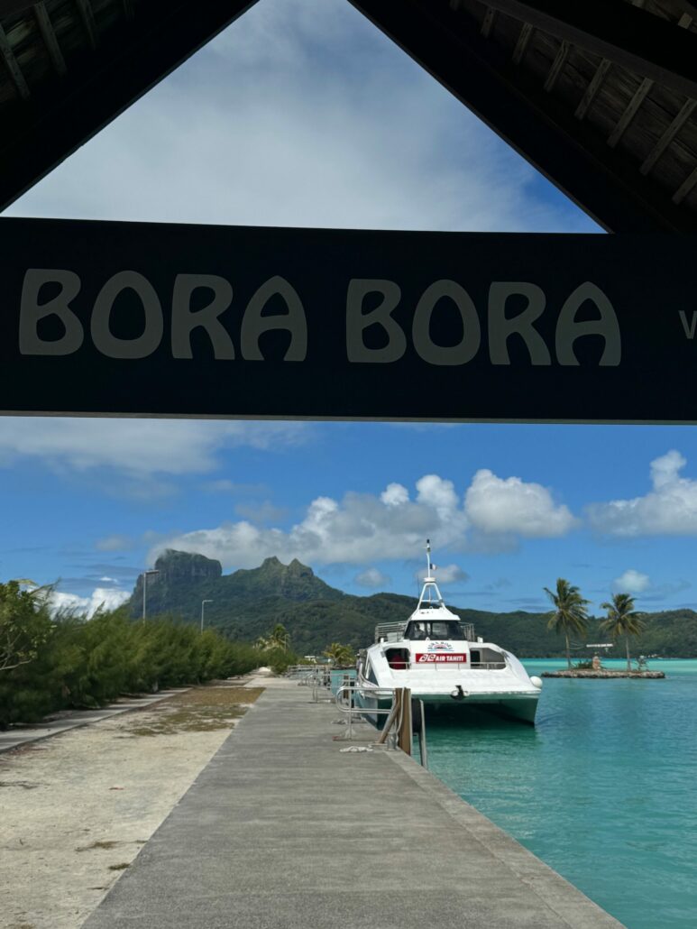 Ferry per Bora Bora