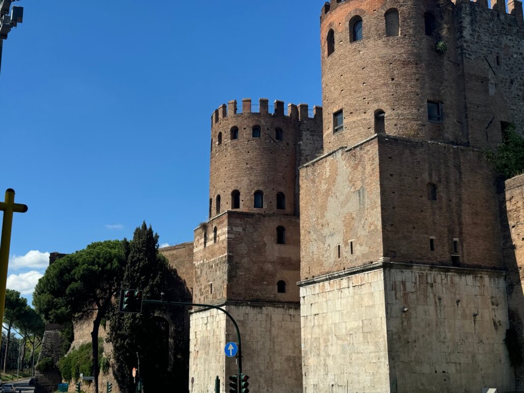 Mura Aureliane e Porta di San Sebastiano