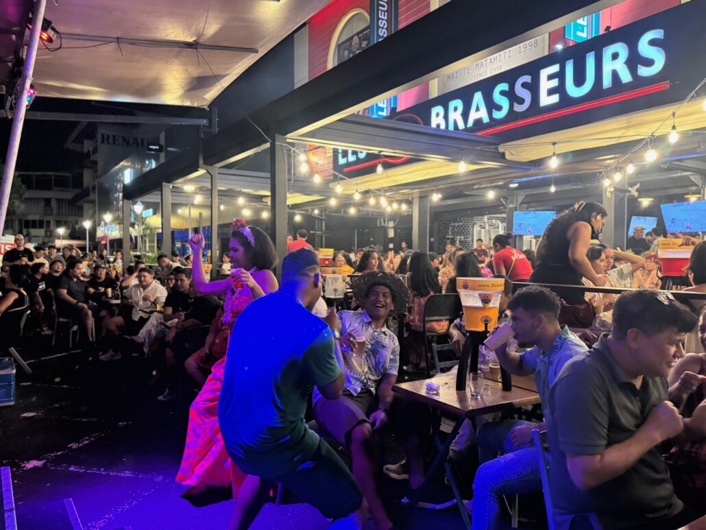 Les 3 Brasseurs a Papeete