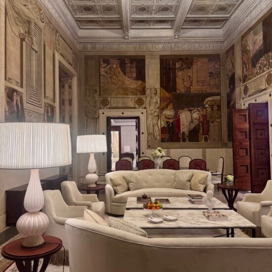La suite del Corinzia Hotel a Roma